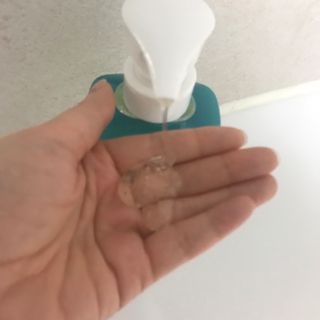 모두발라 마이크로 비타캡슐 탈모샴푸 — 5점을 준 리뷰어가 2022년 2월 올린 사용 사진