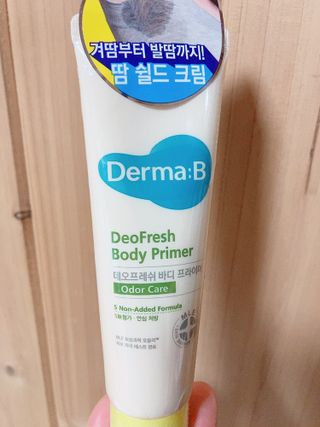 더마비 데오프레쉬 바디 프라이머 — 5점을 준 리뷰어가 2021년 6월 올린 사용 사진