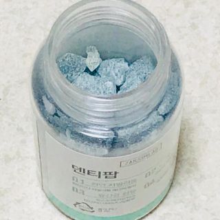 작심연구소 구취제거+충치예방+치아화이트닝 마법의 캔디 덴티팝3종(맛 랜덤 발송) — 5점을 준 리뷰어가 2022년 6월 올린 사용 사진