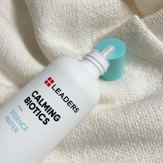 리더스코스메틱 리더스 카밍 바이오틱스 에센스 워터 — 4.5점을 준 리뷰어가 2021년 8월 올린 사용 사진