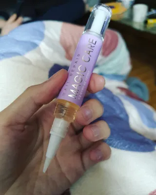 뷰젤 매직케어 네일솔루션 손발톱 보습 영양제 펜슬타입 5ml — 5점을 준 리뷰어가 2022년 3월 올린 사용 사진