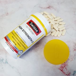 Swisse 스위스 고함량 비타민 C 1000mg — 5점을 준 리뷰어가 2021년 3월 올린 사용 사진