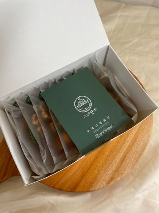 [그래한끼] 무설탕/저당 시리얼타입 수제그래놀라 (40gX10개) — 5점을 준 리뷰어가 2022년 9월 올린 사용 사진
