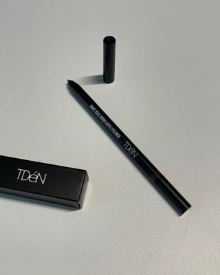 틸디앤 메이크 리얼무드 오토 아이라이너 — 5점을 준 리뷰어가 2021년 12월 올린 사용 사진