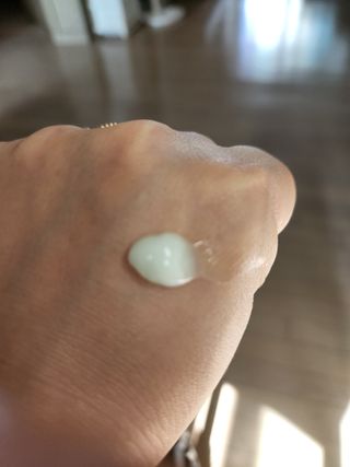 랑벨 랑바이오 블랙 시카 크림 50ml(블랙비 프로폴리스, 시카 4종, 판테놀 10 함유) — 5점을 준 리뷰어가 2022년 5월 올린 사용 사진
