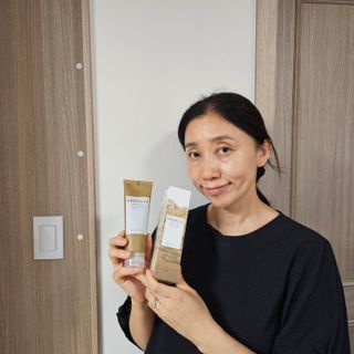 스킨1004 [SKIN1004] 마다가스카르 센텔라 앰플 폼 125ml — 5점을 준 리뷰어가 2024년 8월 올린 사용 사진