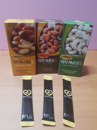 짜먹는 이지견과 짜먹는 이지아몬드, 짜먹는 이지허니피넛, 짜먹는 이지캐슈넛 각 10g X  10포 — 5점을 준 리뷰어가 2021년 2월 올린 사용 사진