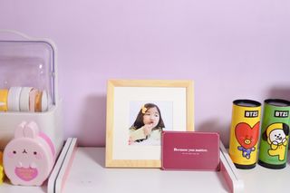 니은기억 휴대폰 속 인생샷을 담는 인생샷 액자 이태리 수입산 원목 프레임 — 5점을 준 리뷰어가 2021년 6월 올린 사용 사진