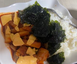한성기업 무볼레 닭떡볶이+해물떡볶이 2종 세트 — 4점을 준 리뷰어가 2021년 10월 올린 사용 사진