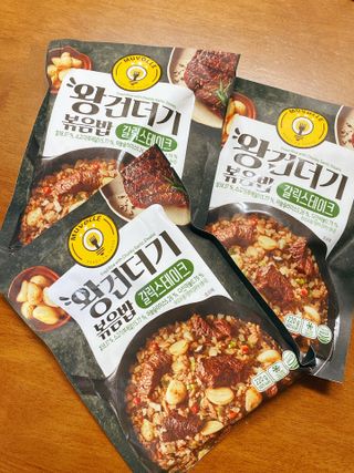 한성기업 무볼레 왕건더기 볶음밥 갈릭스테이크 — 5점을 준 리뷰어가 2021년 10월 올린 사용 사진