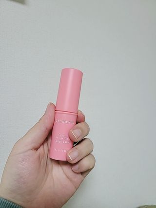 스킨큐어 산다화 카멜리아 안티 링클 멀티밤 — 5점을 준 리뷰어가 2023년 1월 올린 사용 사진