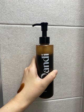 헤어플러스 콴디 플러피 클라우드 버블 팩 클렌저 — 4점을 준 리뷰어가 2021년 3월 올린 사용 사진