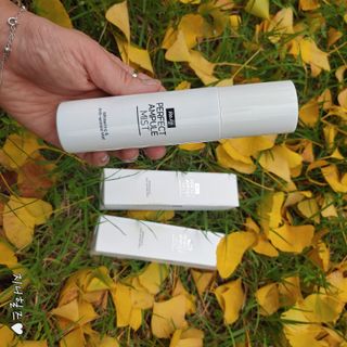 리생 [Re생] 퍼팩트 앰플 이중 기능성 미스트 100ml  피부미백 주름개선 = 총 2개 200ml 증정 — 4.5점을 준 리뷰어가 2021년 9월 올린 사용 사진