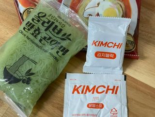 클린24시간 올리브발효곤약면 시원김치면 1세트-(3봉) — 4점을 준 리뷰어가 2023년 12월 올린 사용 사진