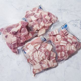 찐신선 한끼한팩 미국 냉동 목살 & 네덜란드 냉동 삼겹살 SET — 5점을 준 리뷰어가 2021년 10월 올린 사용 사진