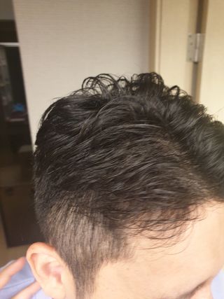 [갸스비] 곱슬 머리부터 파마까지 남자의 컬을 위한 갸스비 컬크림 — 4점을 준 리뷰어가 2021년 5월 올린 사용 사진