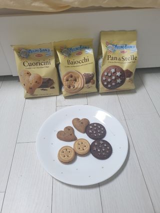바릴라 몰리노비앙코 쿠키 3종_판디스텔라,쿠오리치니,바이오치 — 5점을 준 리뷰어가 2022년 1월 올린 사용 사진