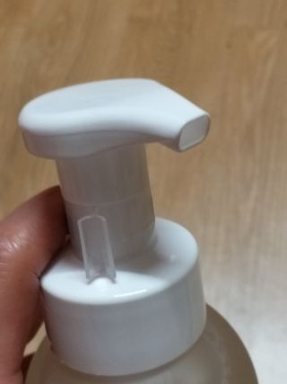 아미퓨어 [라이브] 피부장벽 강화를 위한 머랭 버블 클렌저 천연계면활성제로 온가족 사용가능 — 5점을 준 리뷰어가 2021년 7월 올린 사용 사진