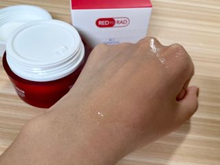 레드투래드 센서티브 슈퍼 크림 50ml — 5점을 준 리뷰어가 2021년 9월 올린 사용 사진