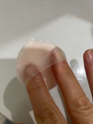 젤리팜 마이크로셀 실리콘퍼프 피치,오렌지 — 4점을 준 리뷰어가 2021년 10월 올린 사용 사진