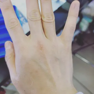 피지오겔 레드수딩 시카밸런스 크림 50ml — 5점을 준 리뷰어가 2022년 4월 올린 사용 사진