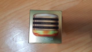 자민경 크레마카라콜 울트라 프로폴리스 하이드라 인텐스 크림 50ml — 4점을 준 리뷰어가 2021년 1월 올린 사용 사진