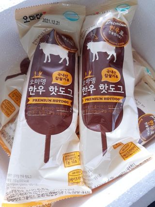 오마뎅 한우핫도그 — 5점을 준 리뷰어가 2021년 5월 올린 사용 사진