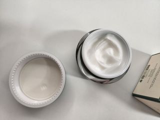 레츄얼 베르디올 더 모이스처라이징 크림 — 5점을 준 리뷰어가 2022년 4월 올린 사용 사진