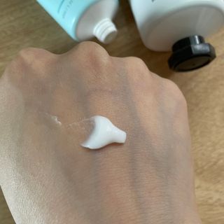 파시 FASCY 高保湿ハンドクリーム40ml+80ml セット — 3.5점을 준 리뷰어가 2021년 8월 올린 사용 사진