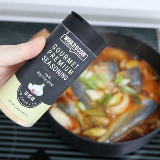 우주쿡 천연조미료 고메 프리미엄 시즈닝 6종 택1 청양고추+ /대파 /깻잎 /마늘 /생강 /표고버섯 — 5점을 준 리뷰어가 2021년 8월 올린 사용 사진