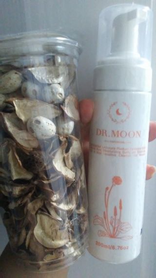 MF프리 [닥터문] 유산균 락토케어 질경초 여성청결제 200ml (폼타입) — 5점을 준 리뷰어가 2022년 7월 올린 사용 사진