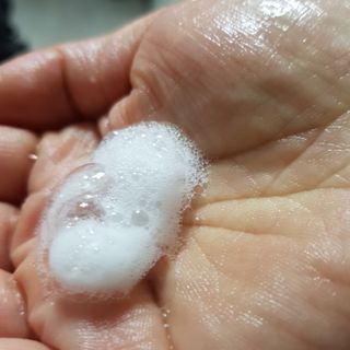 약손명가코스메틱 에오스보떼 브라이트닝 버블 폼 클렌징 300ml — 5점을 준 리뷰어가 2021년 12월 올린 사용 사진