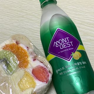 몽베스트 Montbest with Sparkling water Lemon OR Lime 20병(랜덤) — 5점을 준 리뷰어가 2023년 3월 올린 사용 사진
