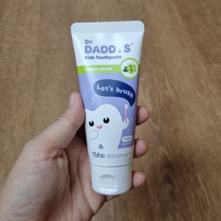 닥터데디스 안심저불소 키즈치약 (라즈베리, 청포도향 중 택 1) 60g +  여행용 미니 치약 15g — 5점을 준 리뷰어가 2022년 7월 올린 사용 사진