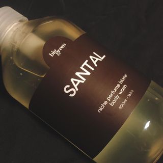 빅그린 니치 퍼퓸 바이옴바디워시 500ml(상탈, 블랙베리&베이, 블랑쉐 3종 중 택1) — 5점을 준 리뷰어가 2022년 9월 올린 사용 사진