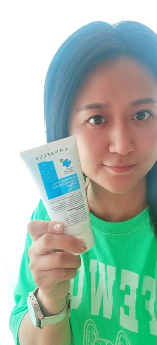 랑벨 수퍼내츄럴 아쿠아 수딩 크림 100ml — 5점을 준 리뷰어가 2022년 5월 올린 사용 사진