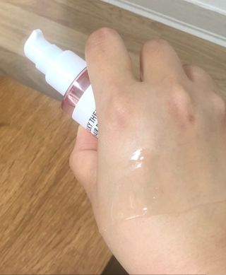 썸헤어 / SUMHAIR 썸헤어 실키 테라피 헤어 에센스 — 5점을 준 리뷰어가 2021년 4월 올린 사용 사진