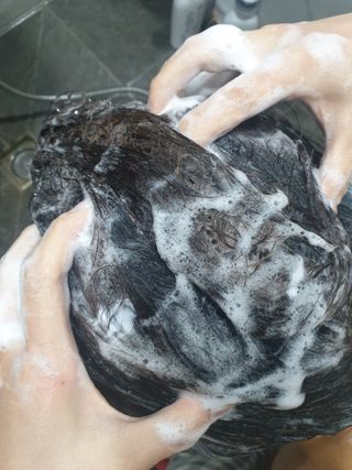 [포레스트스토리] B7 안티 헤어로스 샴푸1,000ml + 헤어팩 1,000ml — 5점을 준 리뷰어가 2021년 3월 올린 사용 사진