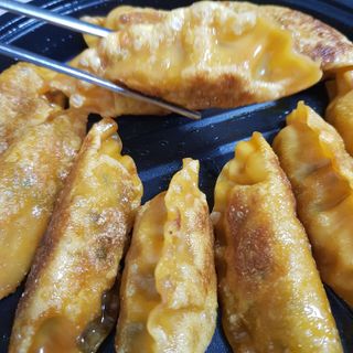 한만두 진한 해물맛 짬뽕만두 1kg — 5점을 준 리뷰어가 2021년 4월 올린 사용 사진