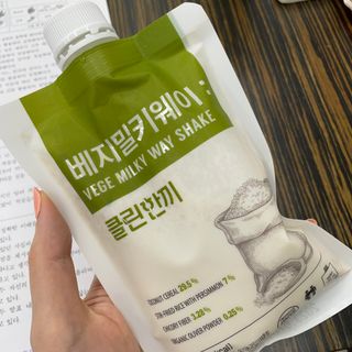 클린24시간  클린한끼 쉐이크 1세트 (5개) — 4.5점을 준 리뷰어가 2022년 9월 올린 사용 사진