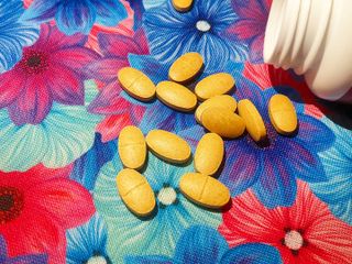 서울약사신협 간건강 실리마린 밀크씨슬 800mg, 60정 — 4점을 준 리뷰어가 2021년 11월 올린 사용 사진