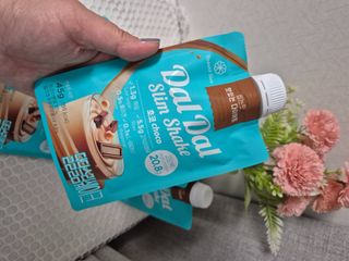 달달슬림쉐이크 프리 (릴스) 달달슬림 맛있는 단백질 쉐이크 파우치 다이어트 식사대용 프로틴 파우더 보충제 — 5점을 준 리뷰어가 2025년 8월 올린 사용 사진