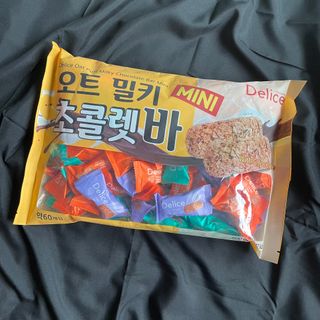 델리스 오트 밀키 초콜릿 바 — 5점을 준 리뷰어가 2022년 3월 올린 사용 사진