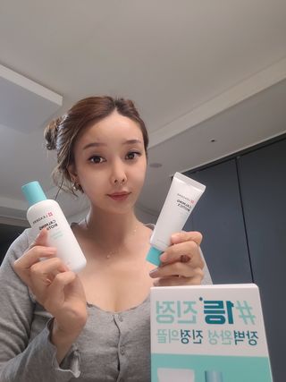 리더스코스메틱 리더스 카밍 바이오틱스 #1등 진정 기획세트 [에센스 워터150ml + 크림 마스크80ml] — 5점을 준 리뷰어가 2022년 9월 올린 사용 사진