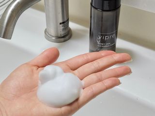 비프리코스메틱 허니 스킨 클렌징폼 150ml — 5점을 준 리뷰어가 2023년 2월 올린 사용 사진