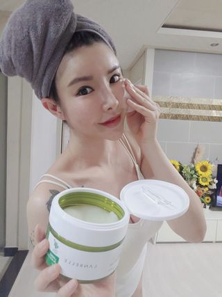 랑벨 랑바이오 블랙 시카 퀵 패드 100매 (3초 쿨링/3분 흡수, 블랙비 프로폴리스/시카 4종 함유, 대용량) — 5점을 준 리뷰어가 2022년 3월 올린 사용 사진