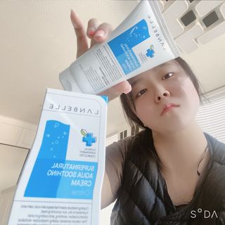 랑벨 수퍼내츄럴 아쿠아 수딩 크림 100ml — 4점을 준 리뷰어가 2022년 4월 올린 사용 사진