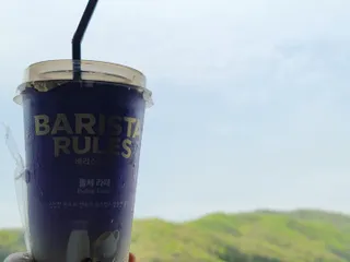 바리스타룰스 돌체 라떼 — 5점을 준 리뷰어가 2023년 4월 올린 사용 사진