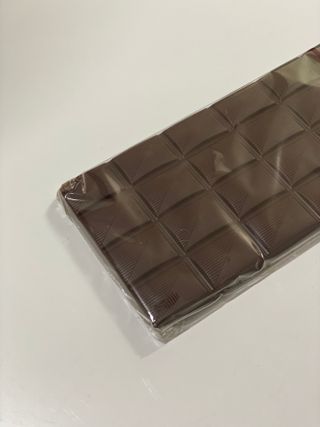 당류2g 자일리톨로 단맛을낸 슈카 퓨어비건 무설탕초콜릿 Xucker vegan 2개입 — 5점을 준 리뷰어가 2021년 4월 올린 사용 사진