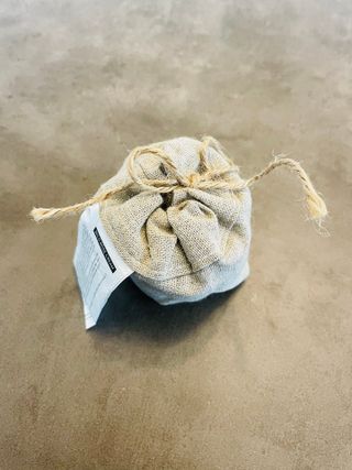 AYU25[아유트웬티파이브]다마스크로즈워터 베이스 천연 수분 촉촉 크림 — 5점을 준 리뷰어가 2021년 4월 올린 사용 사진